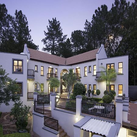 Bohemian Guesthouse - Претория Экстерьер фото