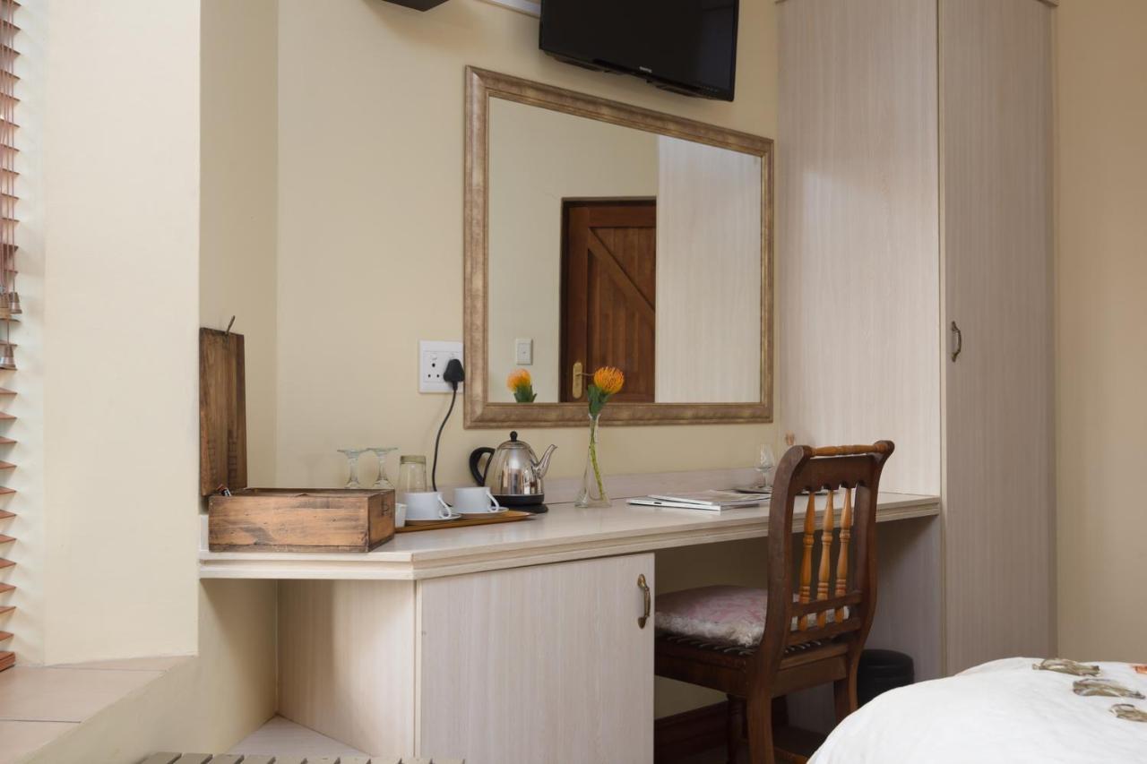 Bohemian Guesthouse - Претория Экстерьер фото