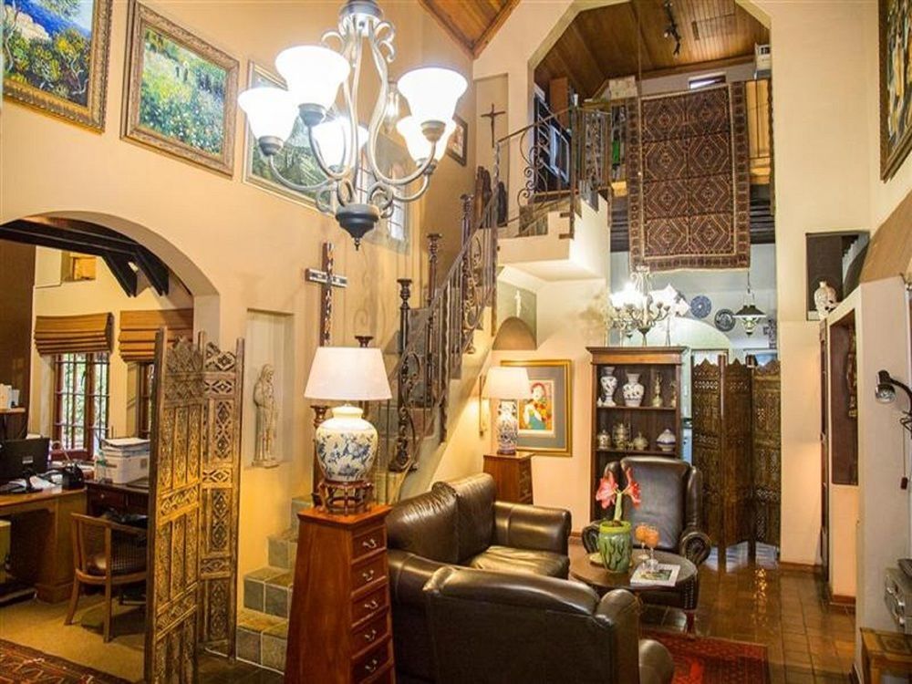 Bohemian Guesthouse - Претория Экстерьер фото