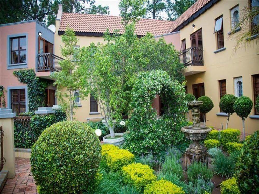 Bohemian Guesthouse - Претория Экстерьер фото